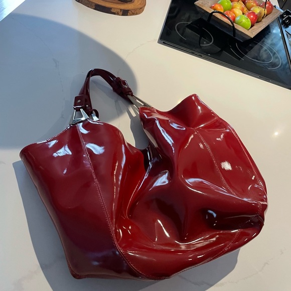 DKNY large handbag or overnight bag. - Picture 3 of 5